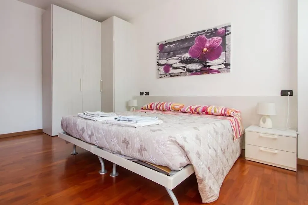 A Terrace On The Park Apartment Milan 0*,  Italy